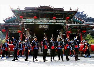 �����L��@